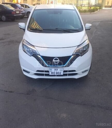 Nissan Note-1