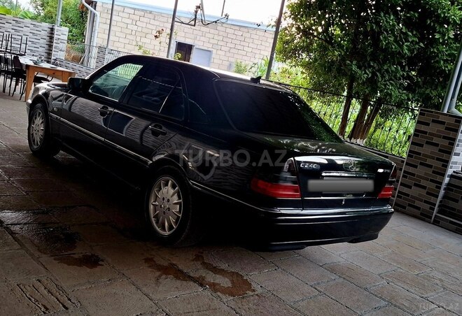 Mercedes C 240-6
