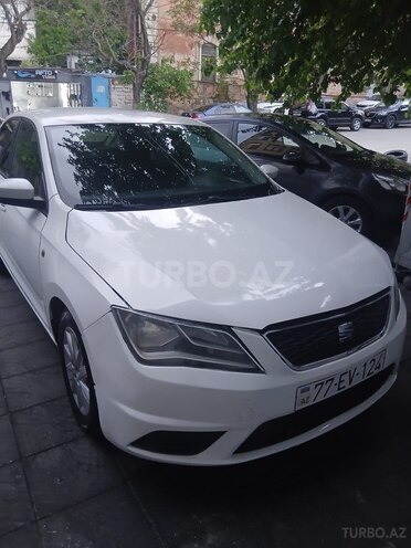 SEAT Toledo-5