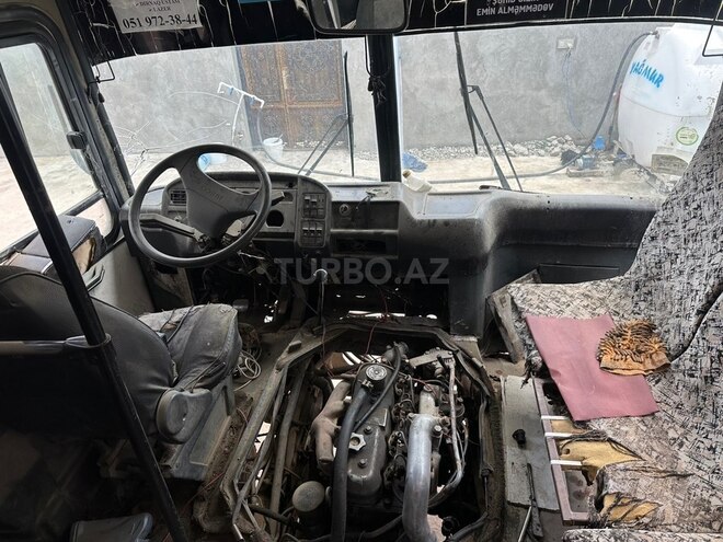 Isuzu Ecobus-8