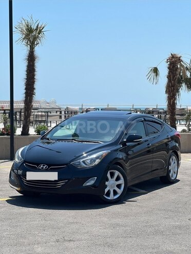 Hyundai Elantra-7