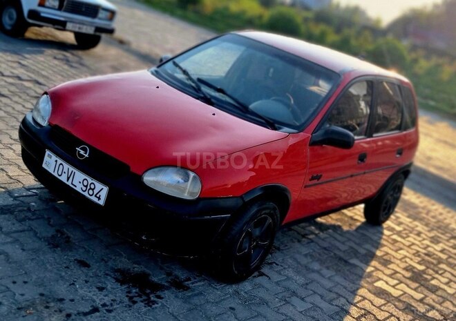Opel Corsa-2