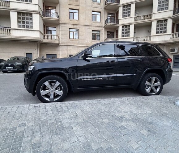 Jeep Grand Cherokee-3