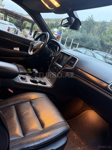 Jeep Grand Cherokee-6