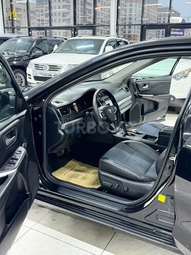 Toyota Camry-20