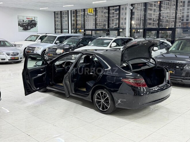 Toyota Camry-19