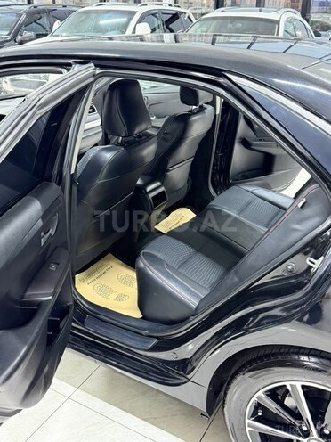 Toyota Camry-25