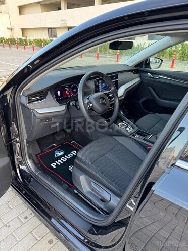 Skoda Octavia-10