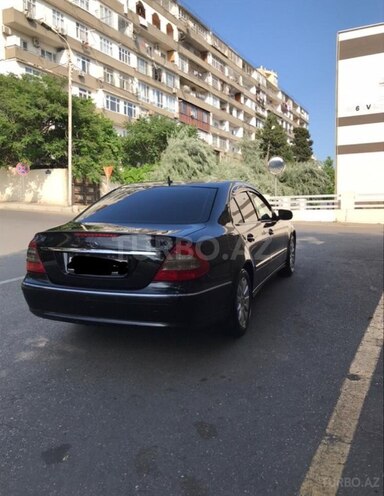 Mercedes E 220-8