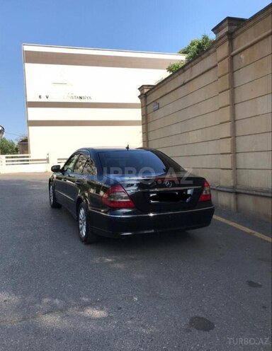 Mercedes E 220-5