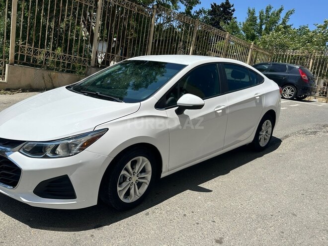 Chevrolet Cruze-12