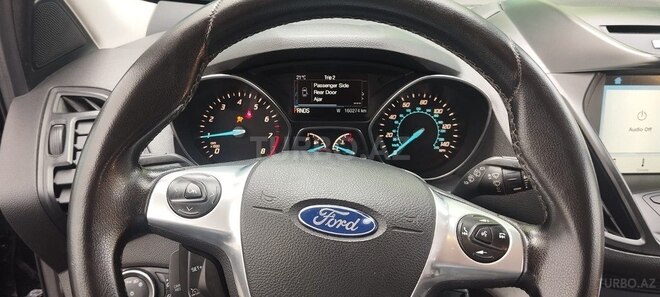 Ford Escape-15