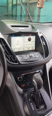 Ford Escape-9