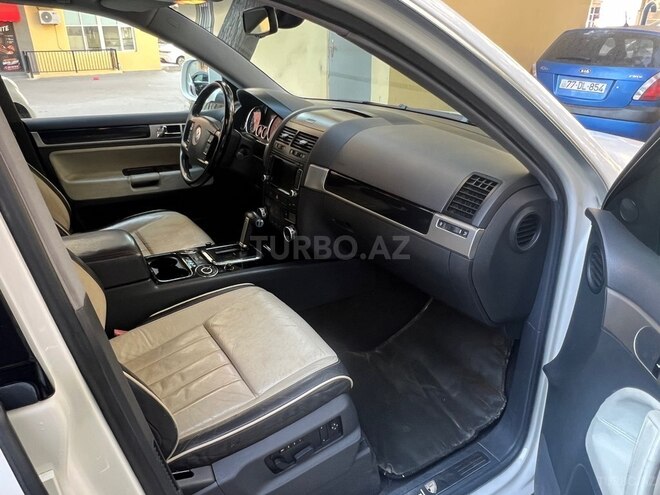 Volkswagen Touareg-7