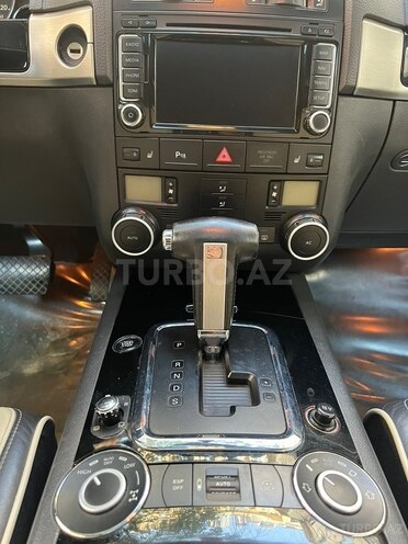 Volkswagen Touareg-11