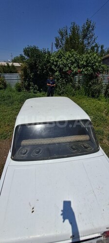 LADA (VAZ) 2107-2
