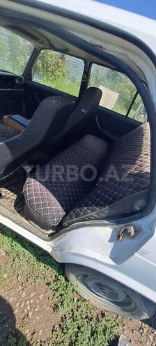 LADA (VAZ) 2107-15