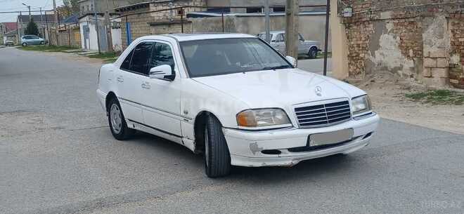 Mercedes C 200-9