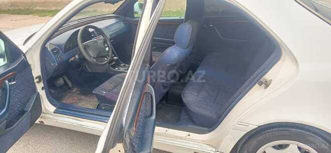 Mercedes C 200-11