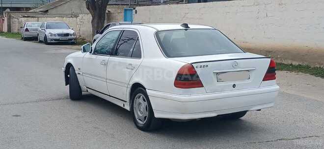 Mercedes C 200-17