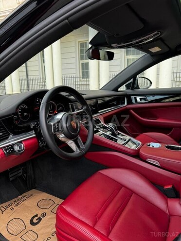 Porsche Panamera-9