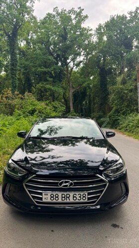 Hyundai Elantra-7