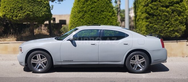Dodge Charger-4