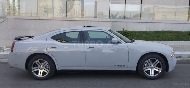 Dodge Charger-3