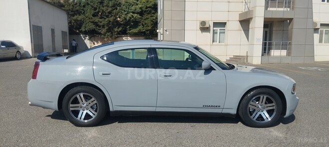 Dodge Charger-8