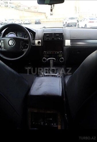 Volkswagen Touareg-3