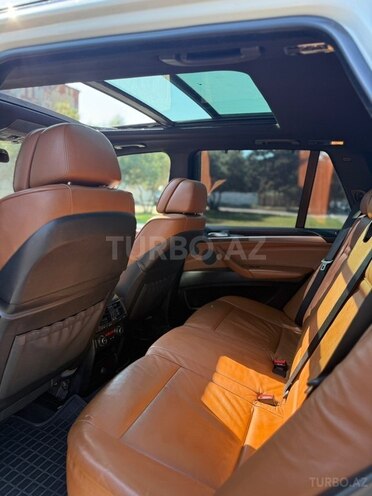 BMW X5-8