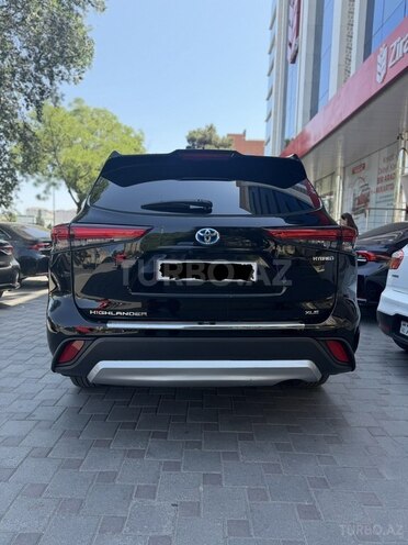 Toyota Highlander-6