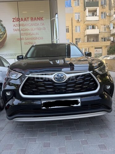 Toyota Highlander-3