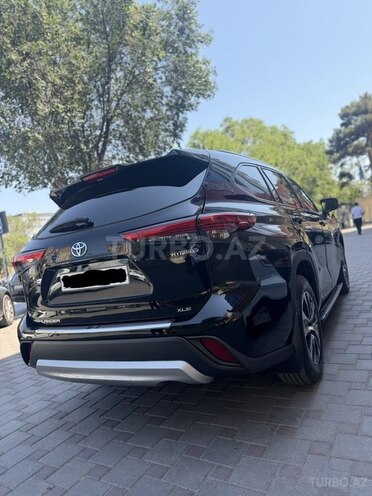 Toyota Highlander-7