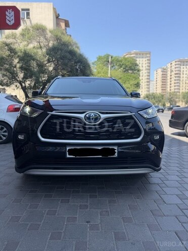 Toyota Highlander-2