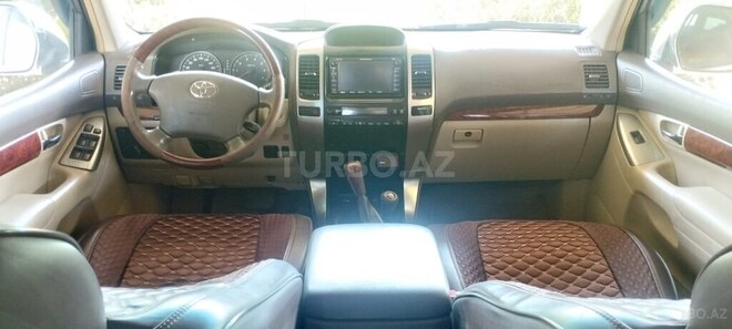Toyota Land Cruiser Prado-10