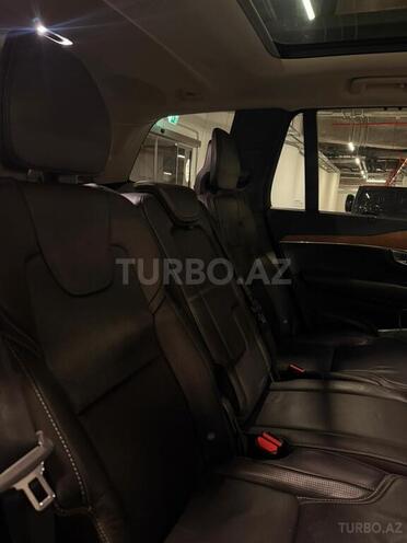 Volvo XC90-6