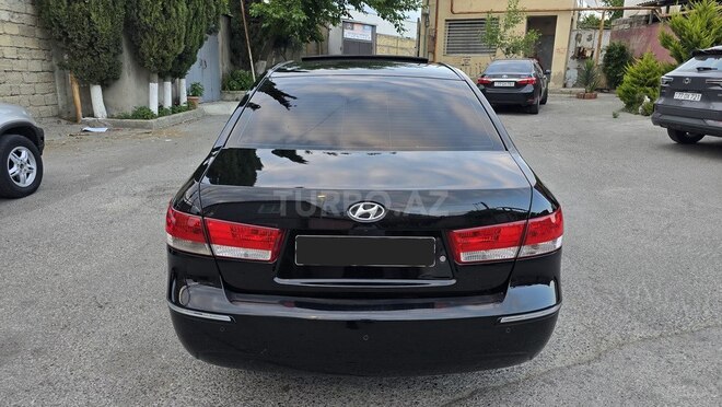 Hyundai Sonata-13