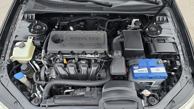 Hyundai Sonata-9