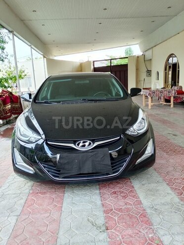 Hyundai Elantra-1