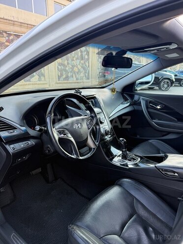 Hyundai Grandeur-10