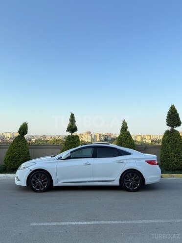 Hyundai Grandeur-14