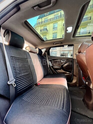 Hyundai ix35-7