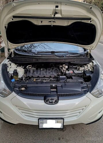 Hyundai ix35-12