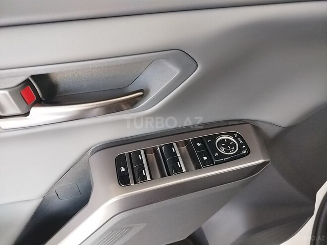 Toyota Wildlander-10