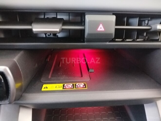 Toyota Wildlander-26