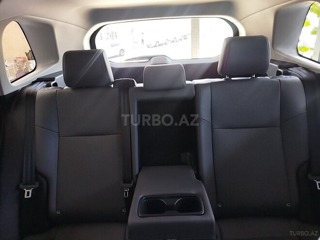 Toyota Wildlander-32