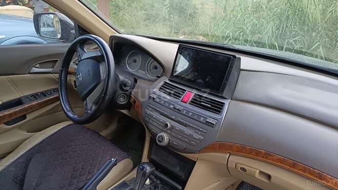 Honda Accord-9