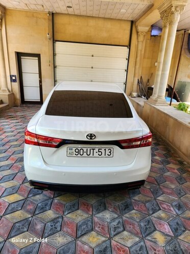 Toyota Avalon-8