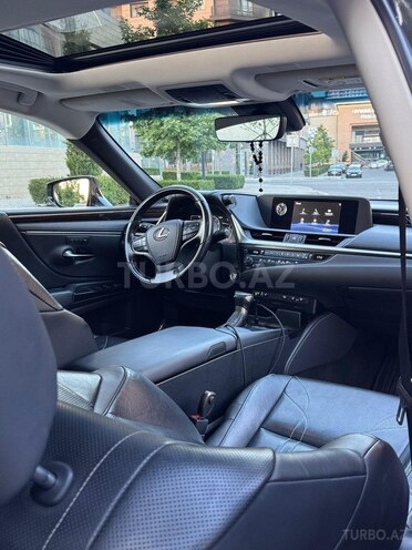 Lexus ES 250-10